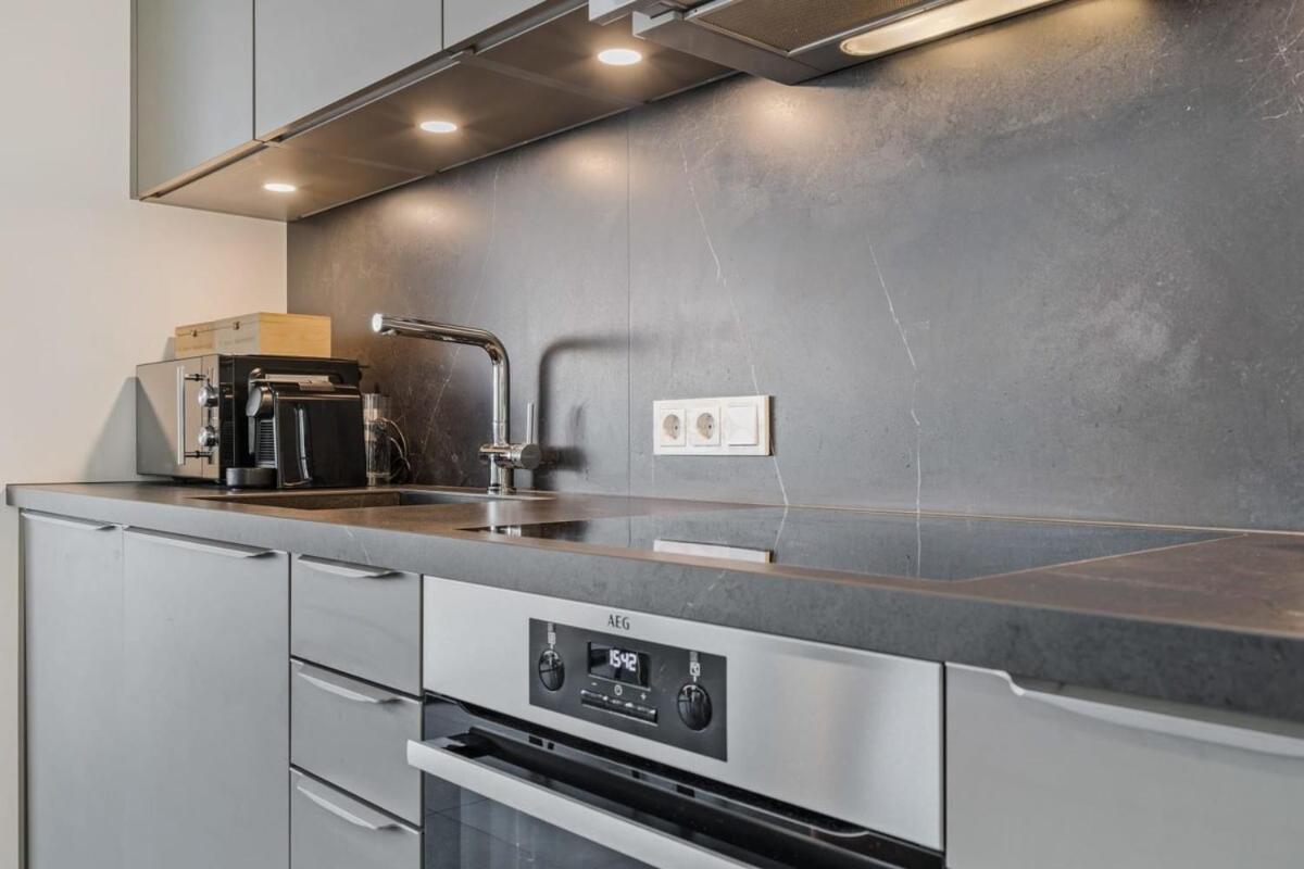 Appartement De Luxe 1 Chambre A Coucher, Centre Commercial, Piscine Et Fitness Люксембург Экстерьер фото